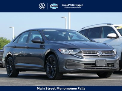 Certified 2024 Volkswagen Jetta SE w/ Black Wheel Package