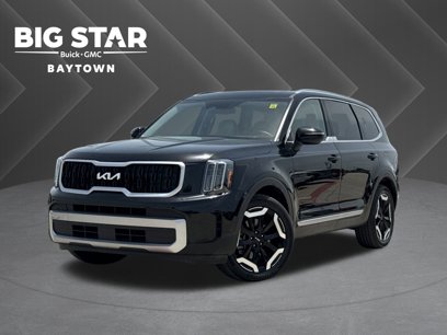 Used 2023 Kia Telluride EX w/ EX Captain's Chair Package