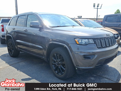 Used 2018 Jeep Grand Cherokee Altitude
