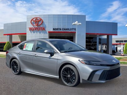 New 2025 Toyota Camry SE
