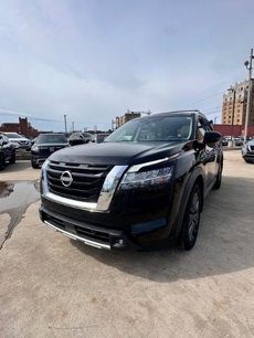 Certified 2022 Nissan Pathfinder SL w/ SL Premium Package