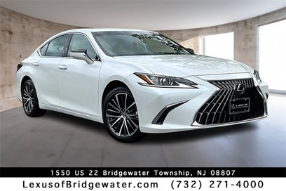 Certified 2022 Lexus ES 350 w/ Premium Package