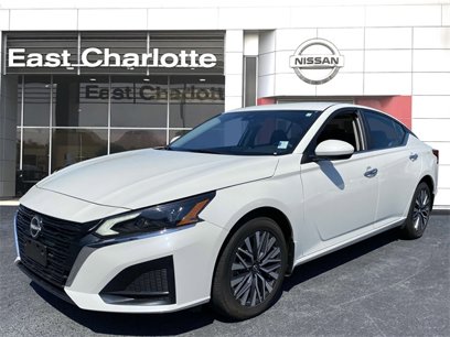 Used 2023 Nissan Altima 2.5 SV