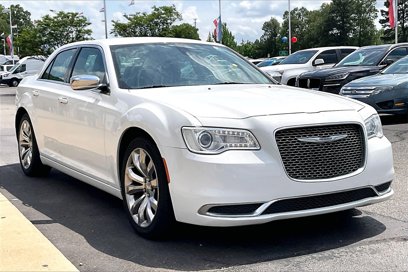 Used 2018 Chrysler 300 Touring w/ Chrome Appearance Package