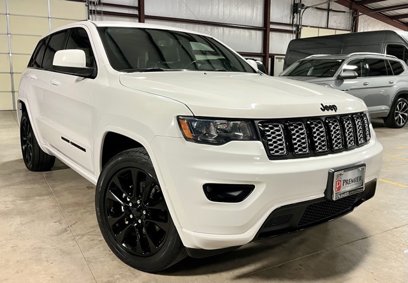 Used 2020 Jeep Grand Cherokee Altitude