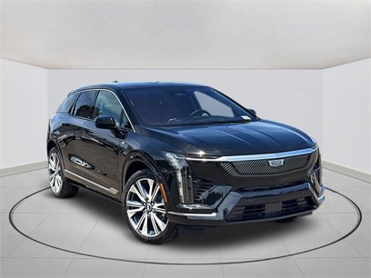 New 2025 Cadillac Optiq Luxury 2