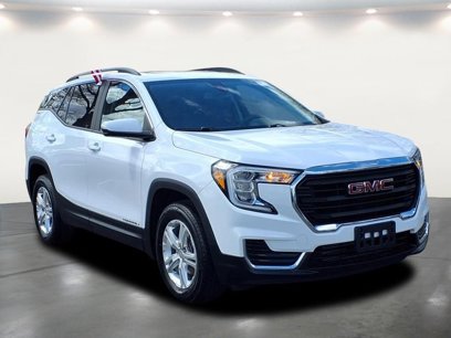Used 2022 GMC Terrain SLE w/ Driver Convenience Package