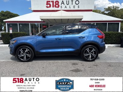 Used 2019 Volvo XC40 T5 R-Design