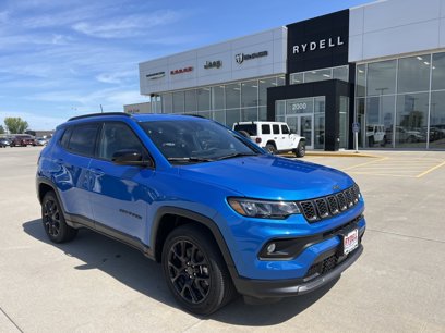 New 2025 Jeep Compass Latitude w/ Convenience Group