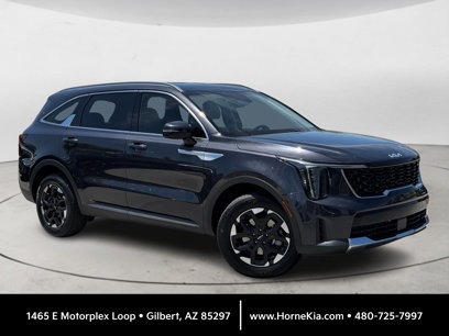New 2025 Kia Sorento S