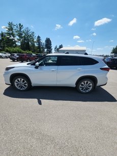 Used 2023 Toyota Highlander Limited