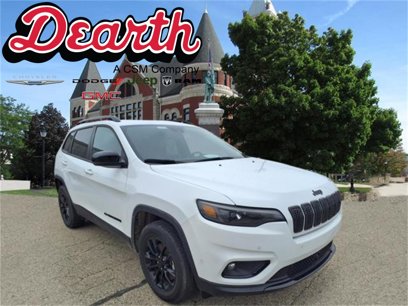 Used 2023 Jeep Cherokee Altitude Lux