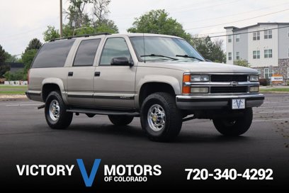 Used 1999 Chevrolet Suburban 2500 w/ Preferred Equipment Group 3