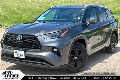 Used 2024 Toyota Highlander XLE