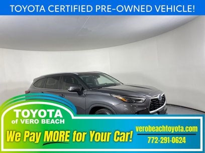 Used 2023 Toyota Highlander XLE