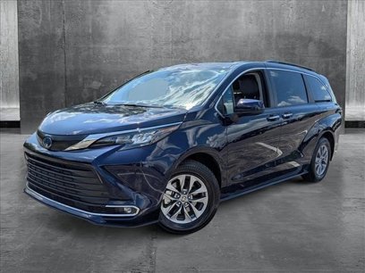 Used 2024 Toyota Sienna XLE