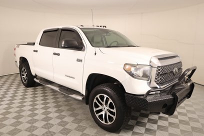 Used 2018 Toyota Tundra SR5 w/ SR5 Upgrade Package