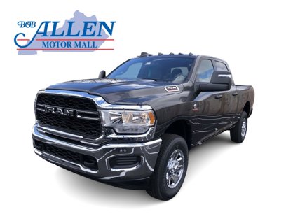 New 2024 RAM 2500 Tradesman w/ Chrome Appearance Group