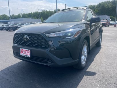 New 2025 Toyota Corolla Cross LE