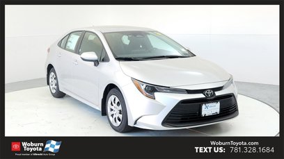 New 2025 Toyota Corolla LE