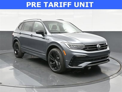 New 2024 Volkswagen Tiguan SE R-Line