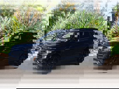 Certified 2024 Volkswagen Tiguan SE w/ Panoramic Sunroof Package