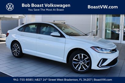 New 2025 Volkswagen Jetta SE