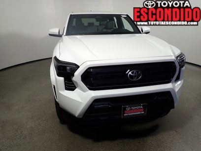 New 2025 Toyota Tacoma SR5