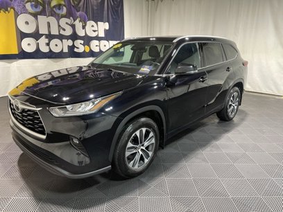 Used 2022 Toyota Highlander XLE