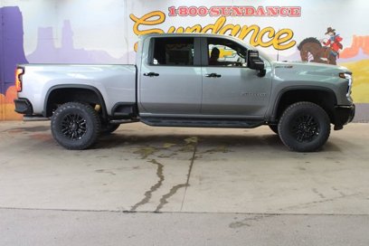 New 2025 Chevrolet Silverado 2500 ZR2 w/ Technology Package