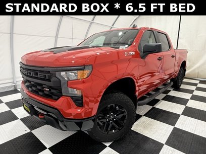 New 2025 Chevrolet Silverado 1500 Custom Trail Boss w/ LPO, Dark Essentials Package