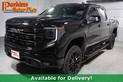 Used 2024 GMC Sierra 1500 Elevation w/ Elevation Premium Package