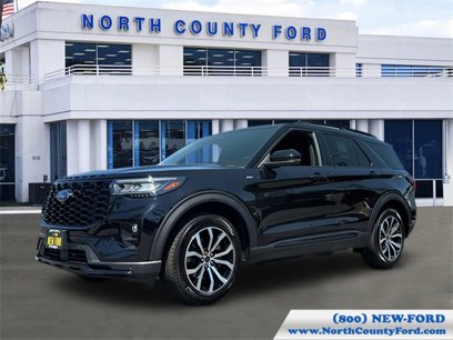 New 2025 Ford Explorer ST-Line w/ Premium Package