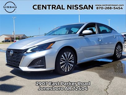 Used 2023 Nissan Altima 2.5 SV