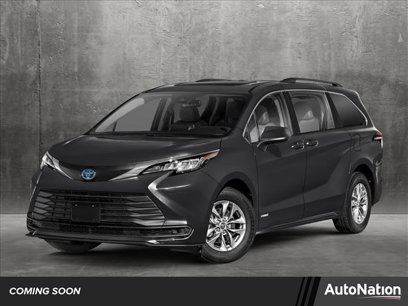 New 2025 Toyota Sienna LE