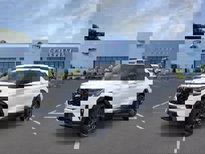 New 2025 Ford Explorer ST-Line w/ Premium Package