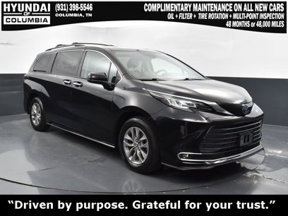 Used 2022 Toyota Sienna XLE