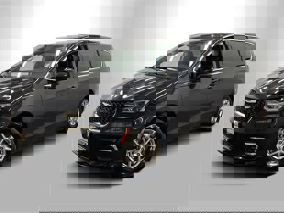 Used 2023 Chrysler Pacifica Touring-L
