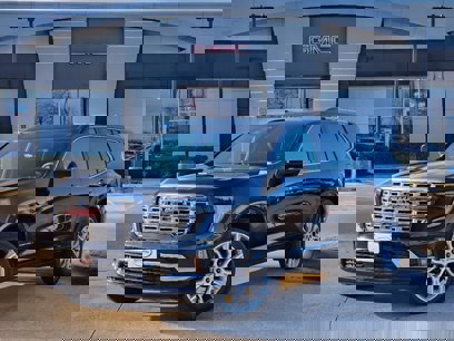 New 2025 GMC Acadia Denali w/ Super Cruise Package