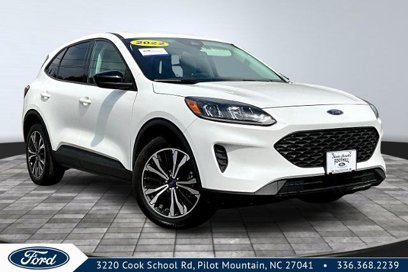 Certified 2022 Ford Escape SE w/ SE Sport Appearance Package