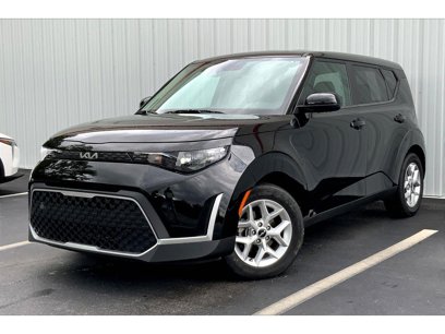 Used 2023 Kia Soul LX w/ LX Technology Package