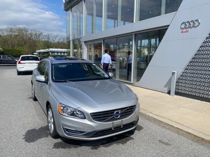 Used 2017 Volvo V60 T5 Premier w/ Convenience Package