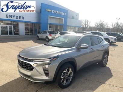 New 2025 Chevrolet Trax LT w/ Driver Confidence Package