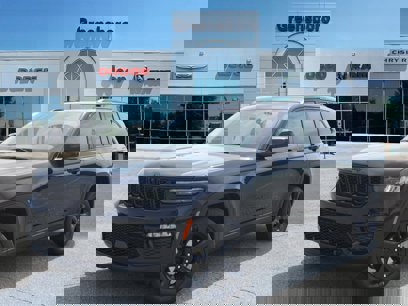 New 2025 Jeep Grand Cherokee Limited w/ Luxury Tech Group II