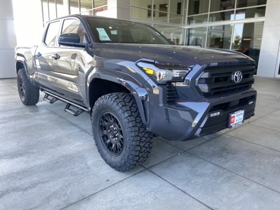 New 2024 Toyota Tacoma SR5