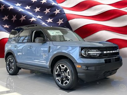 New 2024 Ford Bronco Sport Outer Banks w/ Tech Package