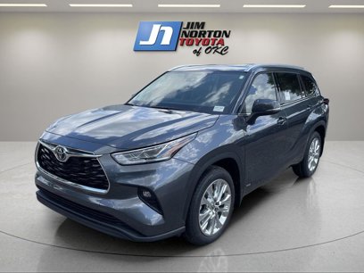 New 2025 Toyota Highlander Limited