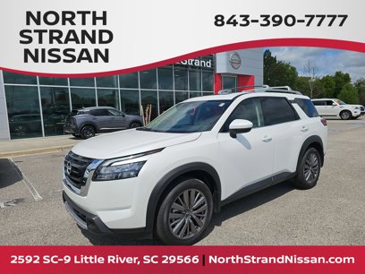 New 2025 Nissan Pathfinder SL w/ SL Premium Package