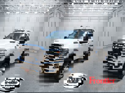 New 2025 RAM 4500 Tradesman w/ Chrome Appearance Group
