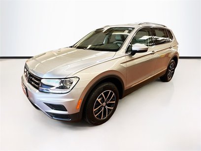 Used 2021 Volkswagen Tiguan SE w/ Panoramic Sunroof Package